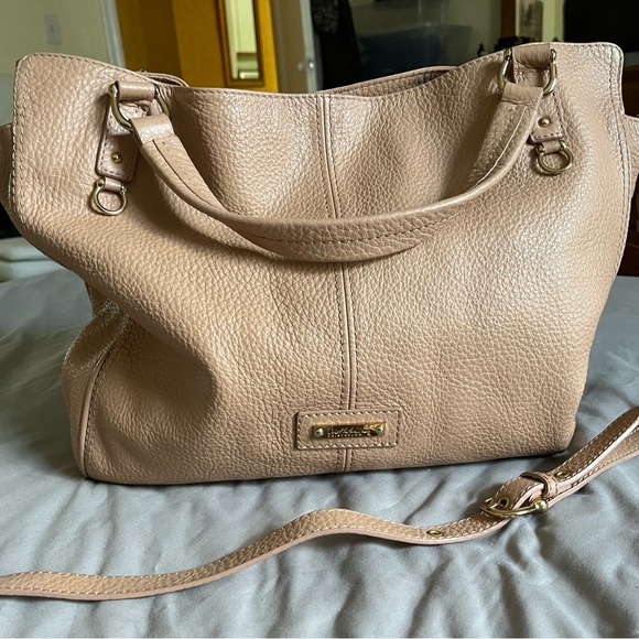 Cristhelen B Bags Christhelen B Tote Bag Beige Leather Romanian